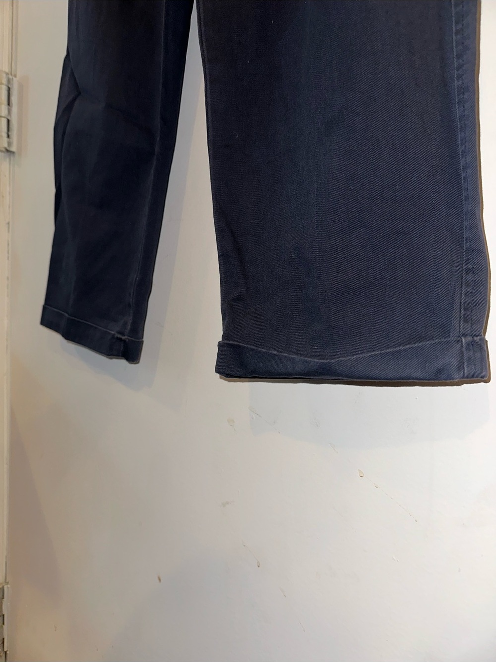 Vintage pleated men’s navy chinos - Picture 3 of 13